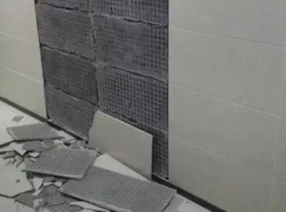 郑州管城区瓷砖空鼓维修公司分享下郑州管城区墙砖松动维修的知识